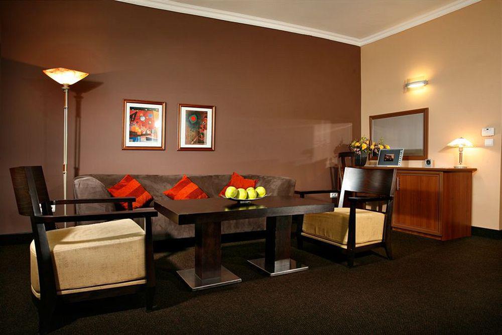 Expo Hotel Sofia Exterior photo